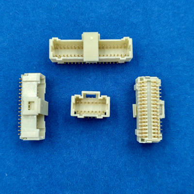 1.0mm ピッチワイヤ 板への接続家具 モレックス501189の同等 ブラスコンタクト PA66